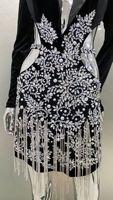 Paillettenbesetztes Clubkleid für Sängerinnen mit Ausschnitten und Quasten, lässiges Hüftwickel-Minikleid, Abendkleid