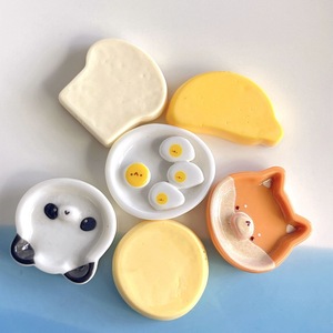 Aliments de simulation en résine : <span class=keywords><strong>banane</strong></span>, accessoires de coiffure DIY, bandeaux, pendentifs, accessoires en résine pour coques de téléphone portable - Product Image 4