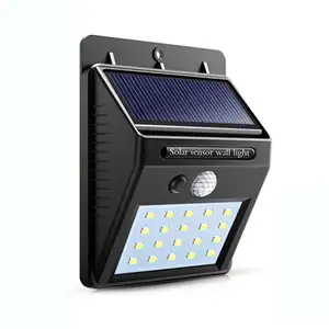 IP65 방수 보안 빛 2200Mah 쿨 화이트 태양 광 LED 벽 조명 제조 원격