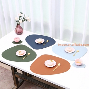Prix usine napperon en cuir tapis de Table imperméables pour salle à manger accessoires de cuisine coussins chauds napperons isolants antidérapants - Product Image 5