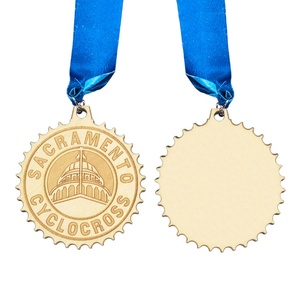 Medallas de Madera con Grabado Láser Personalizado de Fábrica Oneway, Portamedallas de Madera para Maratón - Product Image 3