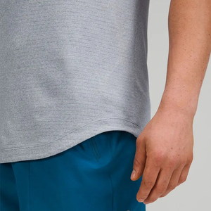 Venta al por mayor Cool Quick Dry Running Sport Camiseta transpirable Hombres Gris Peso ligero Camiseta de ajuste relajado - Product Image 4