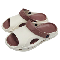 2024 Designers marron femmes blanc Eva plate-forme souple Housse grosses diapositives pantoufles avec sangle