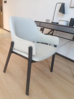 Moderner Holz-Sessel Lounge-Stuhl Spezialgeformtes Einzelsofa Gebogene Platte Apartment Schlafzimmer Esszimmer