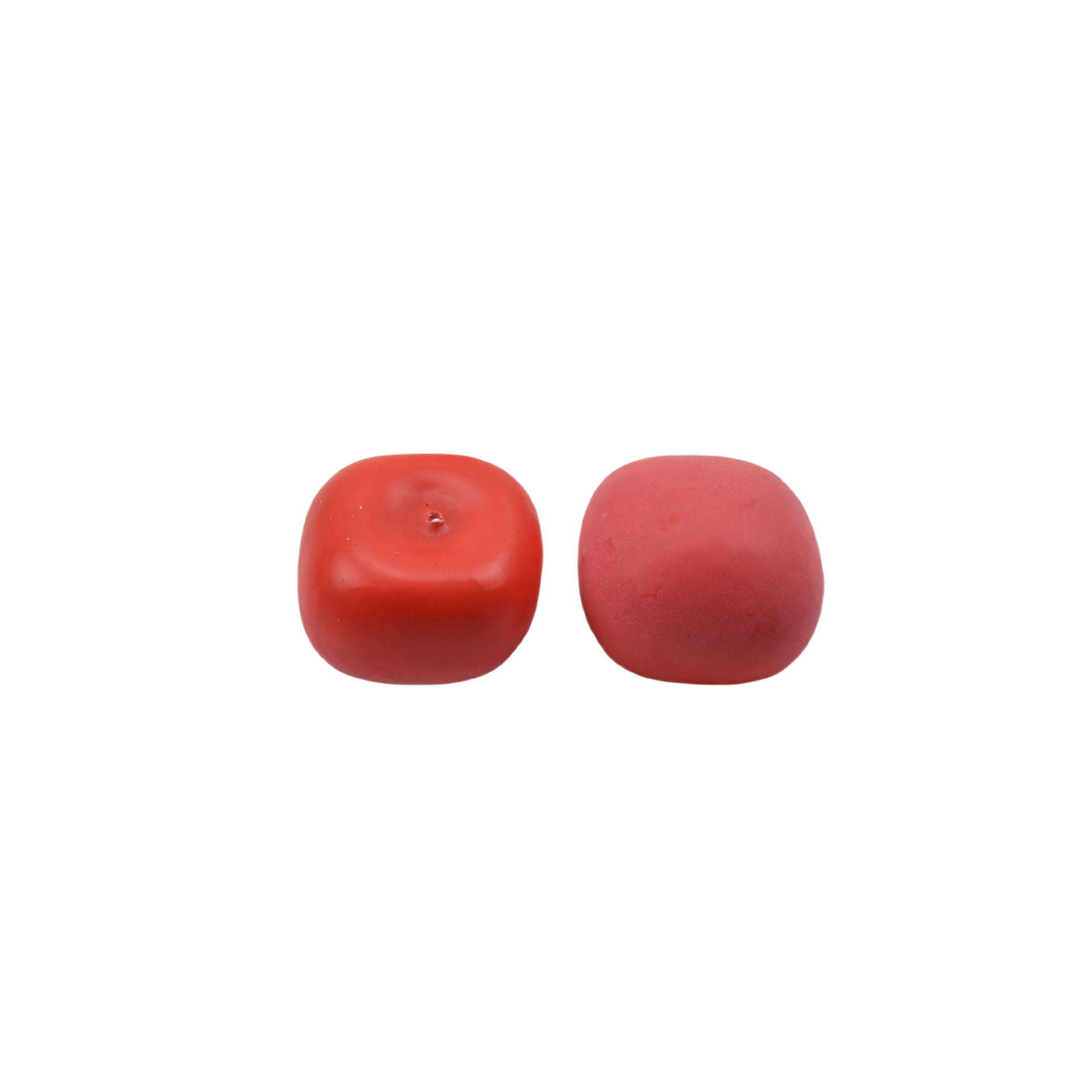 5,5 cm rouge sans feuilles