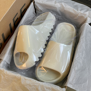Di alta qualità personalizzabile Logo del marchio Anti-Slip piatto originale Eva maglia diapositive estive pantofole <span class=keywords><strong>sandali</strong></span> <span class=keywords><strong>colorati</strong></span> all'aperto per le donne - Product Image 2