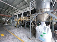 Residuos de Tapa de PE Lavados en Frío con Bajo Contenido de Cenizas, Materia Prima Reciclada para la Industria del Plástico, Suministro a Granel