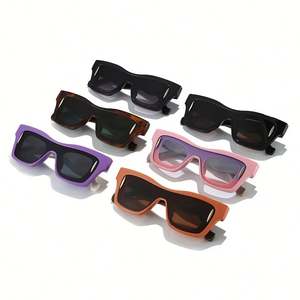 Gafas de Sol Personalizadas con Logotipo, Diseño Retro 2025, con Remaches, Estilo Ojo de Gato, Protección UV400, Montura Grande Cuadrada, para Hombre y Mujer - Product Image 4