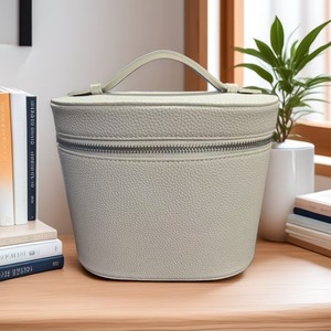 Borse cosmetiche in pelle PU tondino con scomparti rimovibili borsa da toilette <span class=keywords><strong>Make</strong></span> <span class=keywords><strong>up</strong></span> Organizer con divisore e manico - Product Image 4