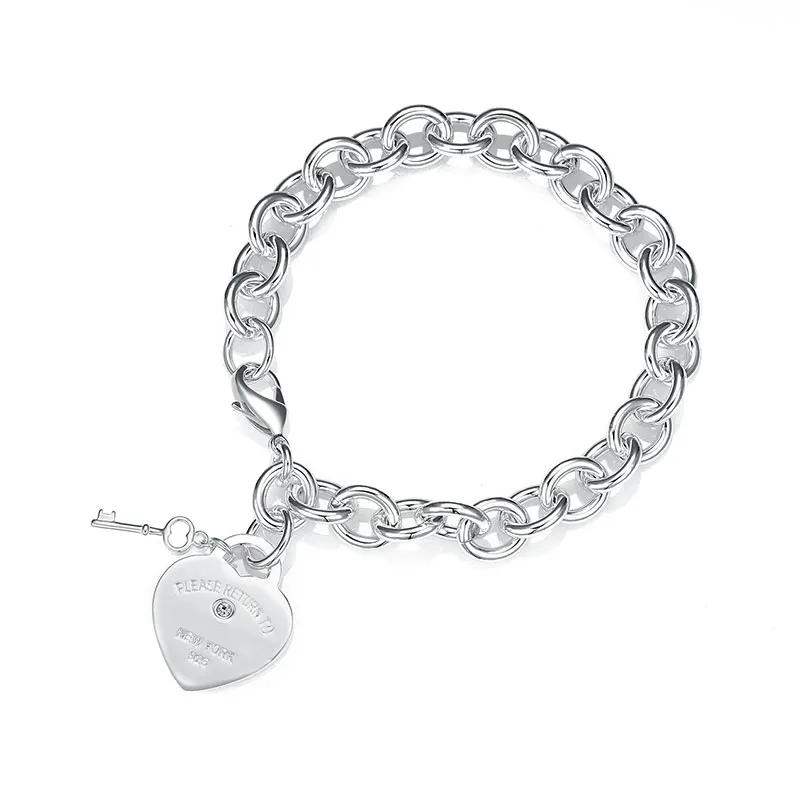 Charming Bracelet Women's Thick Chain Luxury Fashion High class Heart Pendant
