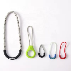 Bán buôn số lượng lớn tùy chỉnh nhựa dây kéo kéo cho quần áo thể thao, nhựa dây kéo <span class=keywords><strong>puller</strong></span> cho giày thể thao, ZIP <span class=keywords><strong>puller</strong></span> với dây - Product Image 5