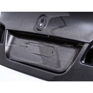 Kit de Carrocería de Fibra de Carbono OLOTDI, Estilo V, Puerta Trasera para F10 520i/540i, Piezas Ligeras para Auto, Acabado Epoxi de Alto Brillo - Product Image 6