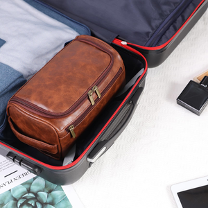 Neceser de Viaje Personalizado para Hombre - Bolsa de Aseo Grande de Cuero PU con Nombre Personalizado, Regalo para Esposo, Novio, Papá - Product Image 4