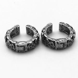 ต่างหูหนีบผู้ชาย สแตนเลส 316L กันน้ำ ไม่หมอง สีโรส แกะสลัก ลายพังก์ อินดัสเทรียล สำหรับผู้ชาย - Product Image 3