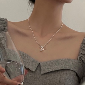 Collier pendentif en argent pur S925, petite gourde en jade mousse d'eau, nouveau style chinois, micro-coton incrusté de jades, tendance - Product Image 1