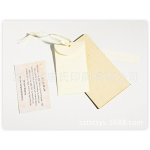 Etiquetas Colgantes para Ropa, Rectangulares, de Papel, con Estampado Dorado, Impresión UV, Logotipo Personalizable, Fábrica en Shenzhen - Product Image 3
