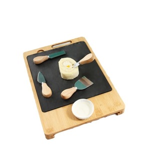 Ensemble de planches à fromage en bambou et bois Hengsheng, planche à découper en bambou avec couteaux, outil de cuisine écologique pour servir le fromage - Product Image 1