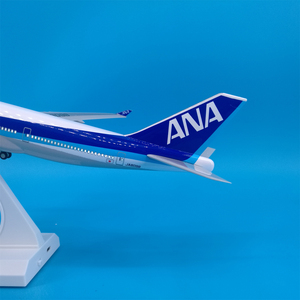 โมเดลเครื่องบิน ANA All <span class=keywords><strong>Nippo</strong></span> Airlines ขนาด 30 ซม. พร้อมไฟ LED โบอิ้ง B747 สเกล 1/250 ทำจากเรซิ่น สำหรับตกแต่งโต๊ะ พร้อมฐานตั้งโชว์ - Product Image 3