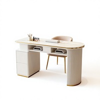 Table de manucure moderne en marbre blanc avec bordure dorée, poste de travail individuel avec tiroirs et étagère pour lampe UV, écologique