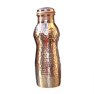 Bouteille d'eau en cuivre pur 100% écologique faite à la main avec couvercle, design traditionnel, portable pour les voyages, l'usage quotidien, la rentrée scolaire, le bureau - Product Image 1