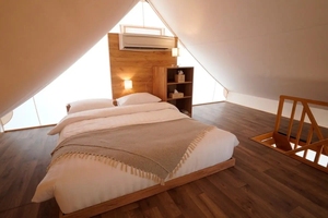 Tente de <span class=keywords><strong>camping</strong></span> de luxe <span class=keywords><strong>5</strong></span>*9m en toile imperméable, Glamping Safari-zelt Loft pour complexe hôtelier en <span class=keywords><strong>camping</strong></span> <span class=keywords><strong>4</strong></span> saisons - Product Image 4