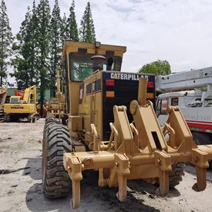 Niveleuse à moteur Caterpillar 140H de marque Cat d'occasion originale au japon