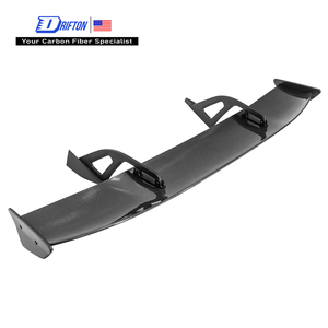 Alerón trasero de fibra de carbono seca estilo GT para Lotus Emira - Product Image 1