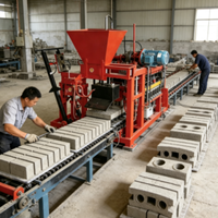 Machine à fabriquer des briques QT10 15 à haute efficacité avec une vitesse de moulage rapide pour la production de briques à grande échelle