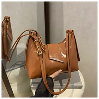 Nouveau luxe couleur unie femmes sac en cuir PU bandoulière fille collège mode épaule pour les femmes en gros