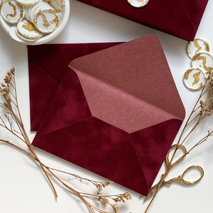 <span class=keywords><strong>Enveloppe</strong></span> en papier velours pour emballage de bijoux, <span class=keywords><strong>couleur</strong></span>, taille et logo personnalisés, gaufrage et dorure, <span class=keywords><strong>enveloppe</strong></span> de créateur opulente pour boutique - Product Image 3