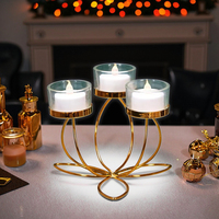 Chandelier en fer doré à plusieurs têtes Fleur irrégulière Mariage européen Cadeau de maison de vacances en or