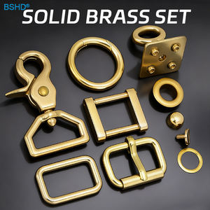 Logotipo personalizado giratorio Metal perro bolsa gancho a presión equipaje mascota <span class=keywords><strong>Collar</strong></span> Hardware fuerte resorte escalada mosquetón Aleación de Zinc - Product Image 2