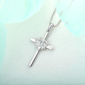 Qingxin personalizado minimalista mujeres Zirconia joyería fina delicada Plata de Ley 925 Cruz religiosa collares de flores - Product Image 3