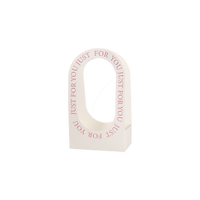 Boîte de transport de fleurs portable et écologique spécialisée Décoration de mariage personnalisée Panier à fleurs résistant à l'humidité Sacs cadeaux Bouquet