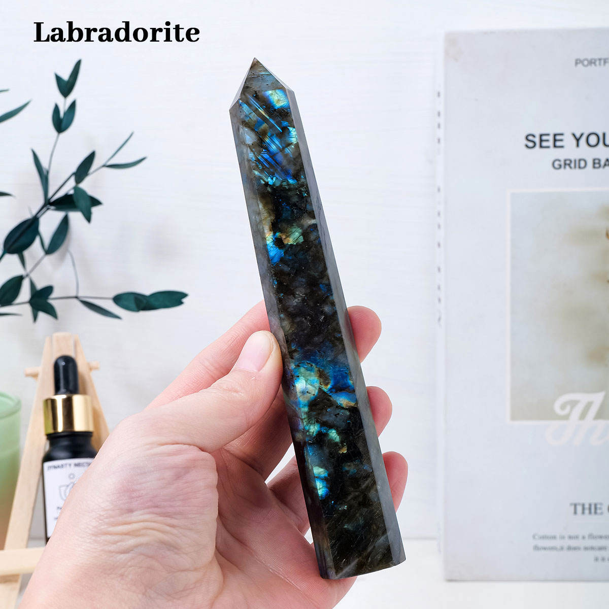 ลาบราดอไลท์