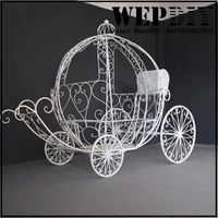 Décoration de mariage : Sculpture de chariot de citrouille en fer forgé, cerf Sika creux, cheval, chariot de citrouille, style mariage, décoration de jardin