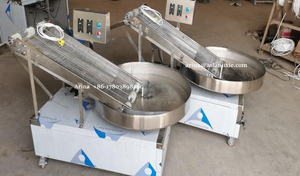 Machine <span class=keywords><strong>de</strong></span> revêtement <span class=keywords><strong>de</strong></span> mochi à la noix <span class=keywords><strong>de</strong></span> <span class=keywords><strong>coco</strong></span> <span class=keywords><strong>de</strong></span> haute qualité, vente directe d'usine, machine <span class=keywords><strong>de</strong></span> revêtement <span class=keywords><strong>de</strong></span> poudre <span class=keywords><strong>de</strong></span> farine personnalisée - Product Image 2