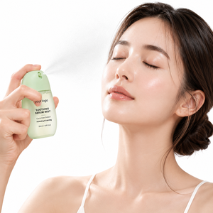 Soin Hydratant Quotidien Rafraîchissant Apaise les Peaux Sensibles Rougeâtres Soulage Rapidement la Sécheresse et les Taches Sérum Brume Apaisant à l'Extrait de Concombre - Product Image 4