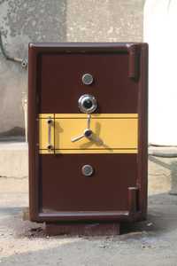 Heavy Duty Industrial Steel Bank Vault Locker for Home With High Security Combination Mechanism Lock System <b>Fire</b> Saf - Product Image 5