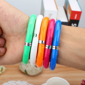 नवीनता फैशनेबल मजेदार Wristband कंगन Ballpoint कलम स्कूल के छात्र के लिए उपहार - Product Image 2