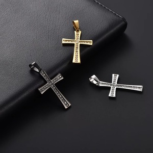 Joyería Religiosa con Colgante de Cruz de Jesús en Acero Inoxidable para Hombres y Mujeres Católicos - Product Image 3
