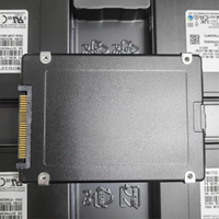 PM9A3 7.68T U.2 NVMe PCIE 4.0 Gen4 MZQL27T6HBLA-00A07 SSD untuk Server