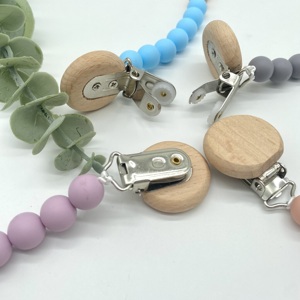 Chaîne de sucette en silicone multicolore personnalisable avec logo, matériau de qualité alimentaire, attache-sucette pour bébé, vente chaude - Product Image 5