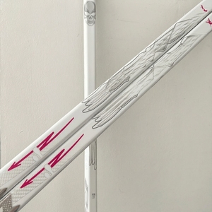 Serie Fy: Vendita Diretta del Produttore di Mazze da Hockey su Ghiaccio in Fibra di Carbonio 100% - Modelli YTH/JR/INT/SR per Adulti - Product Image 6