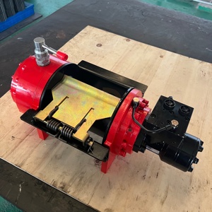 Treuil de récupération hydraulique vertical à plateforme plate de 15 000 lb avec câble en acier pour camions, remorques et tracteurs à plateau. - Product Image 1