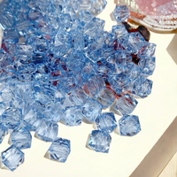 Perles carrées transparentes à facettes en acrylique de 10 mm, 500 g, avec trous, vente en gros, Shiduomei YL005, perles acryliques colorées et transparentes pour