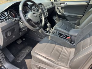 Used 2017 Volkswagen Tiguan L 2.0T Petrol LHD 4WD Euro V SUV Left Hand Drive 5 Seats Gasoline Car for Export <strong>High</strong> Quality - Product Image 3