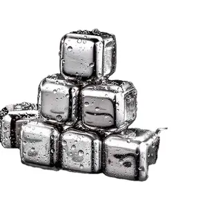 مكعبات ثلج معدنية مربعة من أحجار الويسكي القابلة لإعادة الاستخدام من الفولاذ المقاوم للصدأ 304 لملحقات الويسكي النبيذ والحانات
