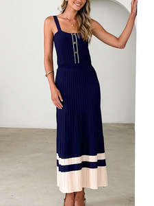 Robe pull maxi en tricot pour femme, col carré, sans bretelles, moulante, avec boutons, couleur contrastée, style minimaliste d'été - Product Image 4