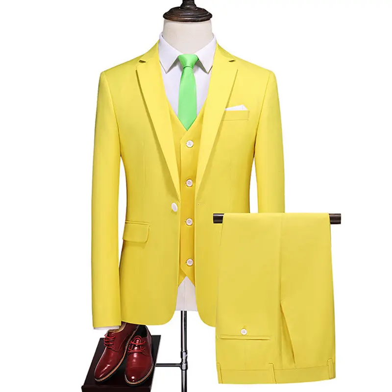 黄色の男性花婿の結婚式のブレザー男性ジャケットコート、ブレザーMasculinoパンツベストフォーマルタキシードウエディングスーツ男性3個セット
